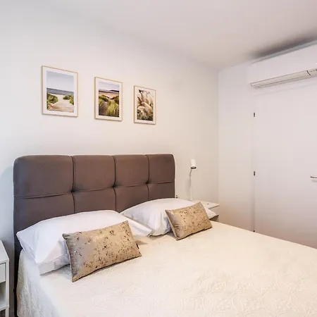 Lamar Bacvice Apartment *