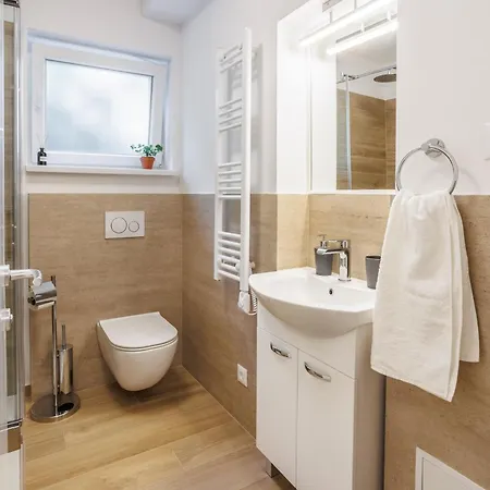 Lamar Bacvice Spalato