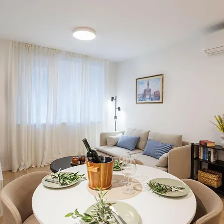 Апартаменты Lamar Bacvice