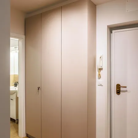 Lamar Bacvice Апартаменты *