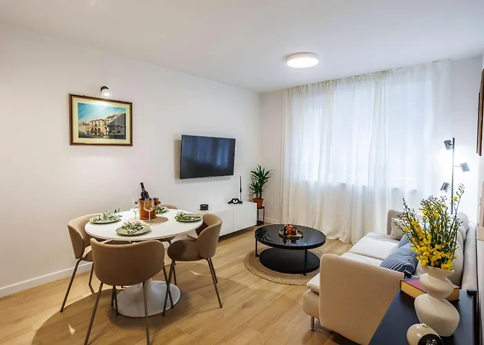 Lamar Bacvice Apartment *